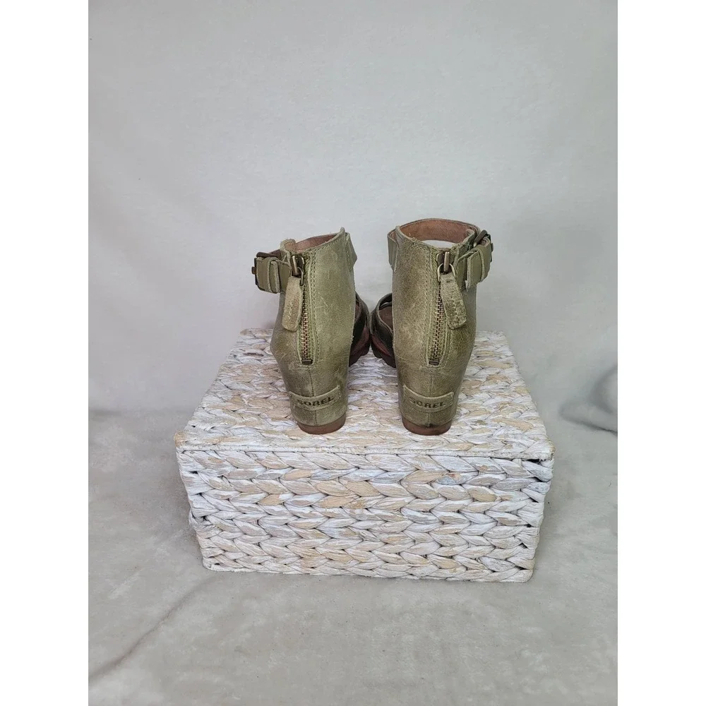 Sorel Ella II Wedge Sandals Sage Green Leather Ankle Strap Gladiator Size 8 Vaca